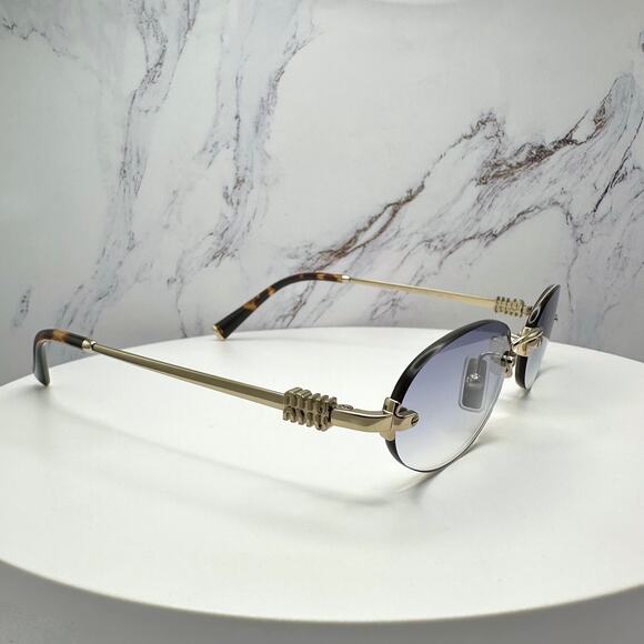 New MIU MIU Sunglasses - Picture 5 of 16